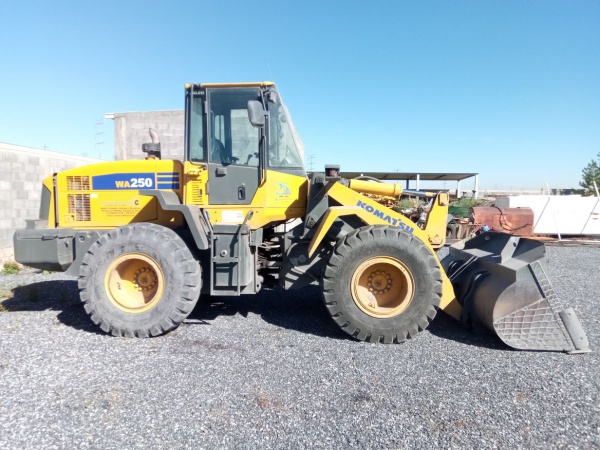 Remate - CARGADOR FRONTAL KOMATSU